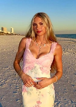 Zoe George